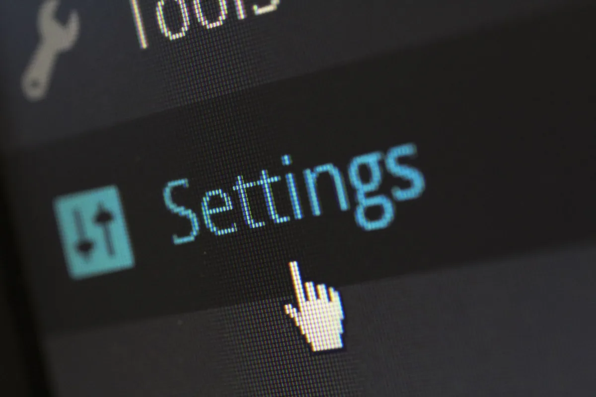 Understanding User Preference Dynamics in Adaptive Messaging - adaptive messaging: systems