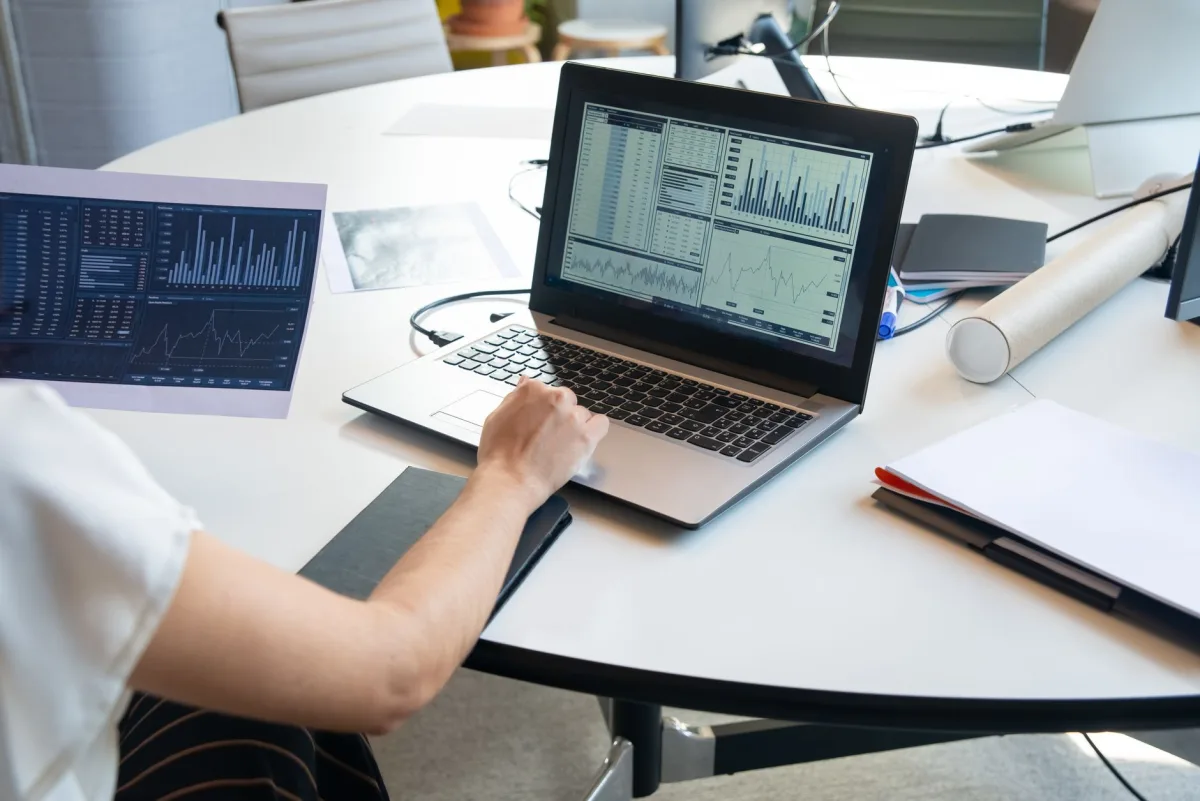 Assessing the Impact of Automated Messaging Tools on Customer Engagement and Retention - Tools for Data-Driven Communication