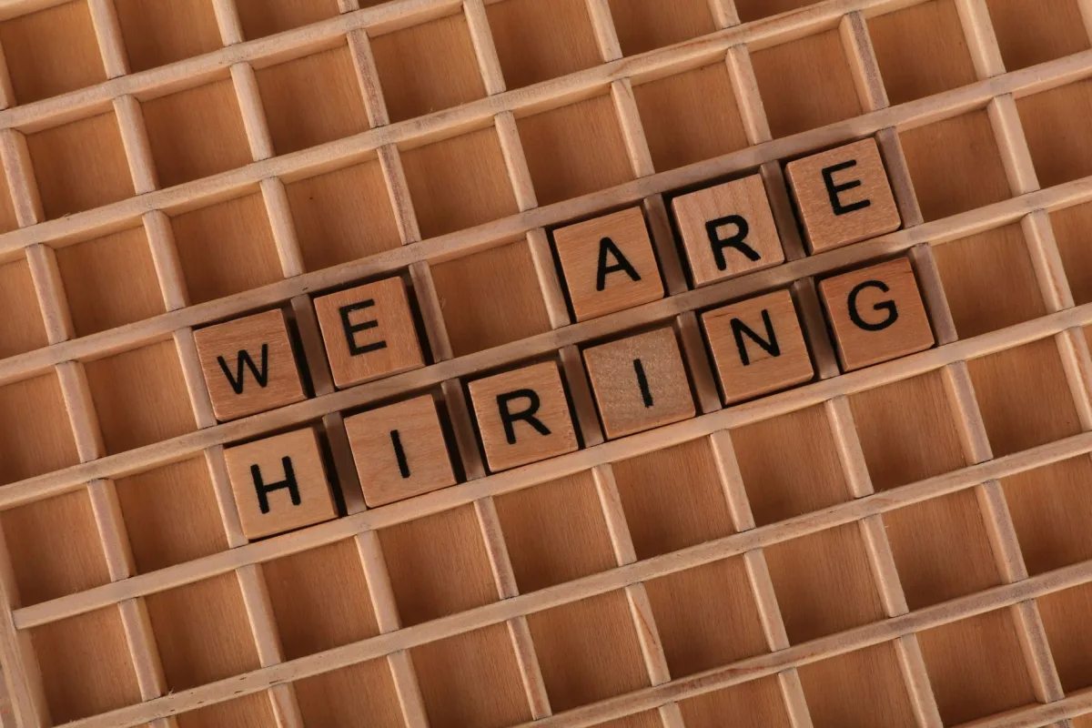 Identifying Key Use Cases for Automated Messaging Tools in HR and Recruitment - Tools for HR and Recruitment Identifying Key Use Cases for Automated Messaging Tools in HR and Recruitment - Tools for HR and Recruitment