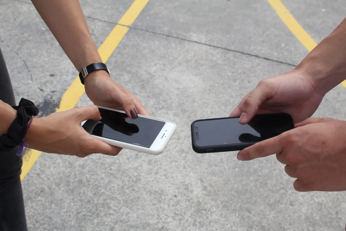 Identifying Unique Use Cases for Messaging Solutions in Various Industries - comparing popular messaging Identifying Unique Use Cases for Messaging Solutions in Various Industries - comparing popular messaging