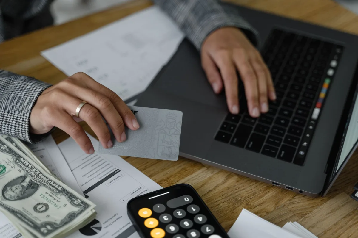 Utilizing Automation in Customer Messaging Support for Billing Issues - Billing and Account Issues