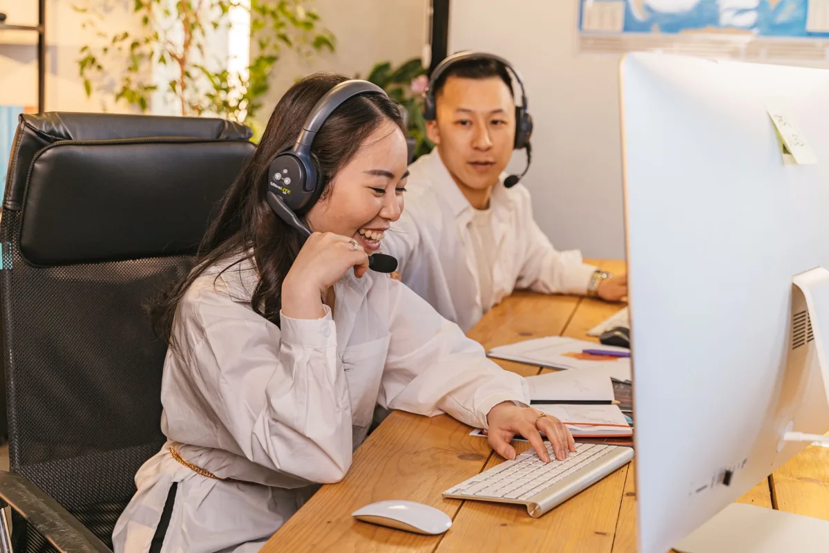 Implementing Best Practices for Customer Messaging Support in Expanding Teams - Growing Support Teams