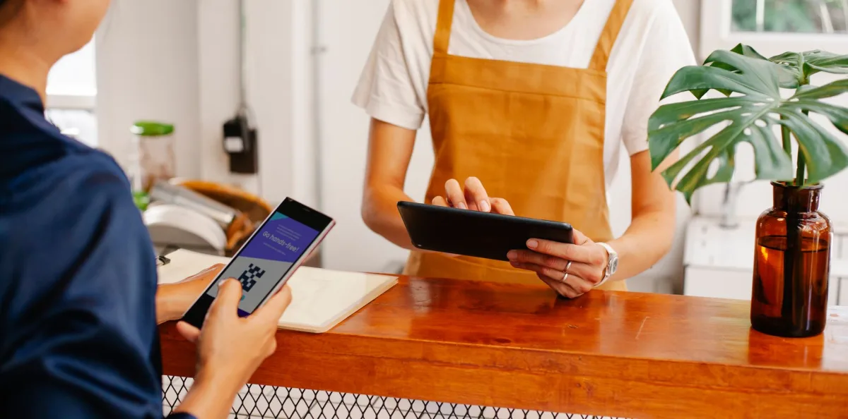Customer Messaging Support for Mobile-First Customers Customer Messaging Support for Mobile-First Customers
