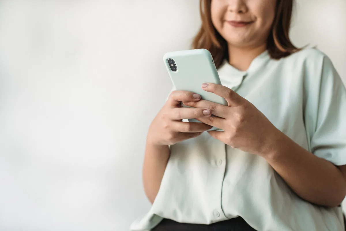 Customer Messaging Support for Onboarding New Users Customer Messaging Support for Onboarding New Users