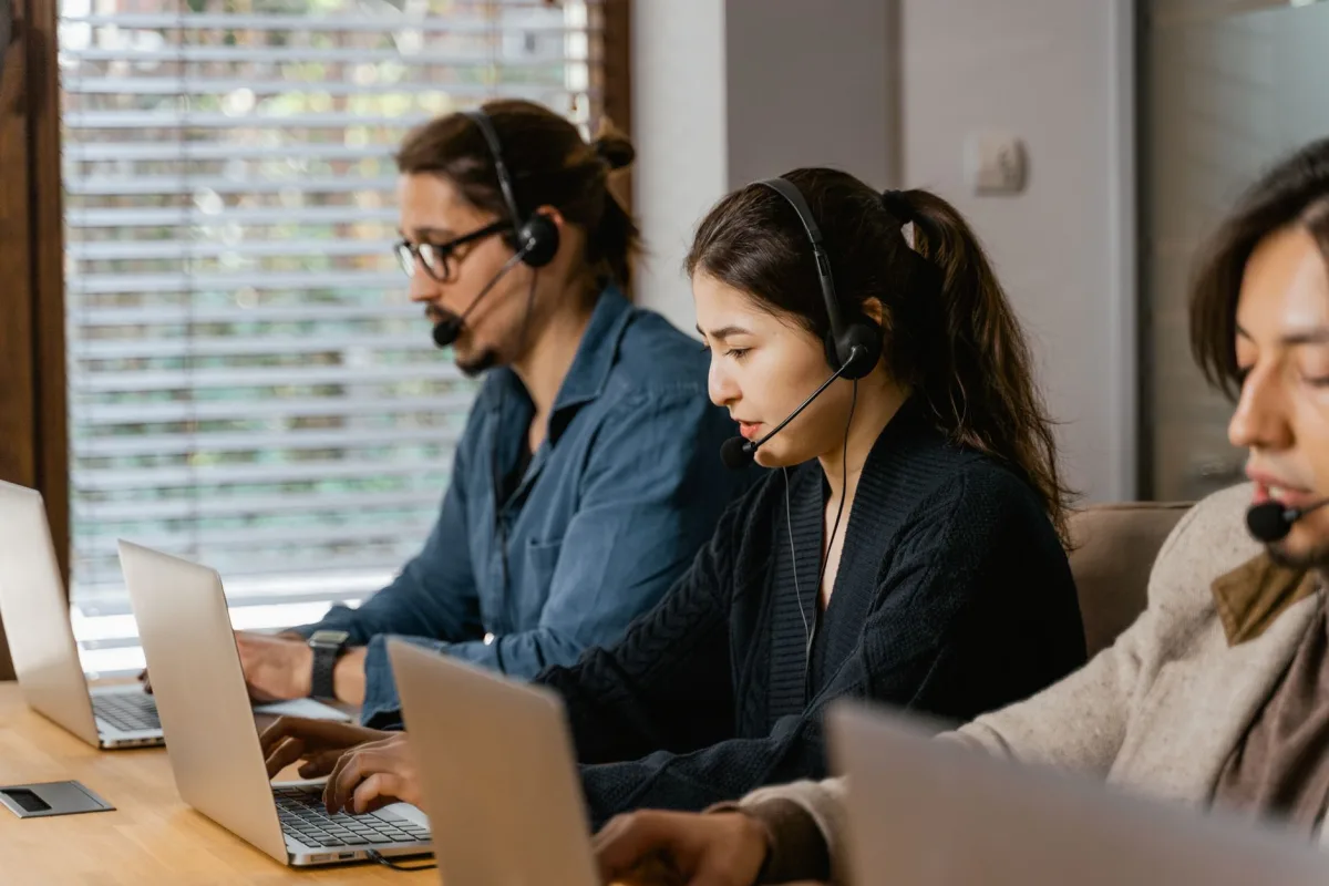 Customer Messaging Support for Support Operations Teams Customer Messaging Support for Support Operations Teams