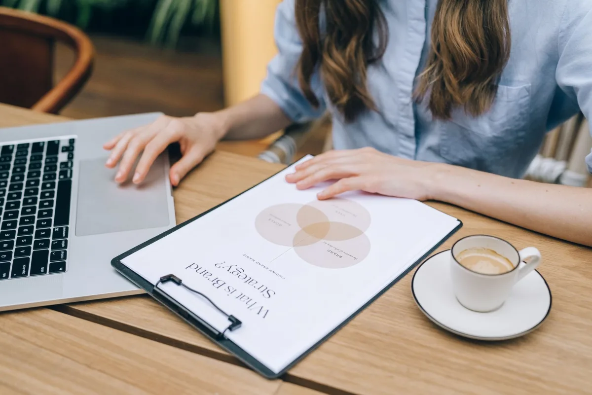 Leveraging Social Proof in Digital Messaging for Enhanced Trust - digital messaging strategies Leveraging Social Proof in Digital Messaging for Enhanced Trust - digital messaging strategies