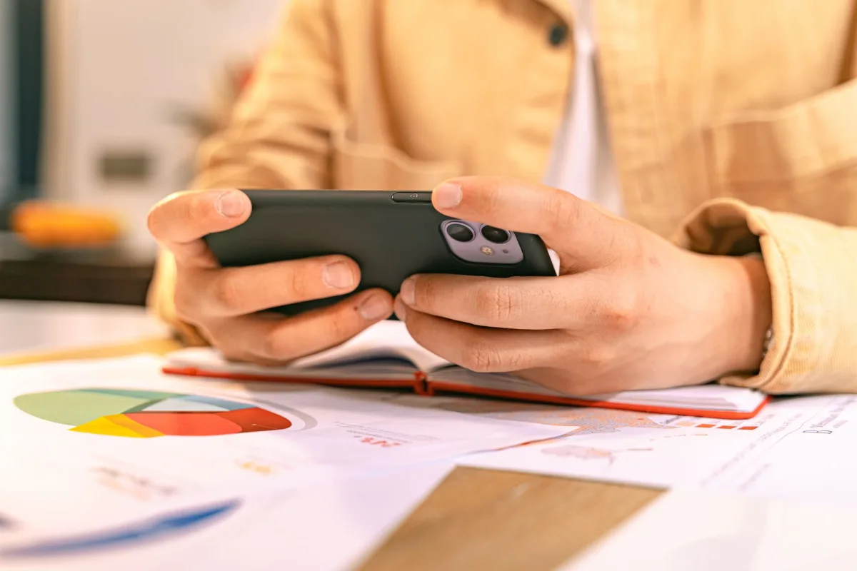 Utilizing Behavioral Triggers for Targeted Messaging Campaigns - digital messaging strategies