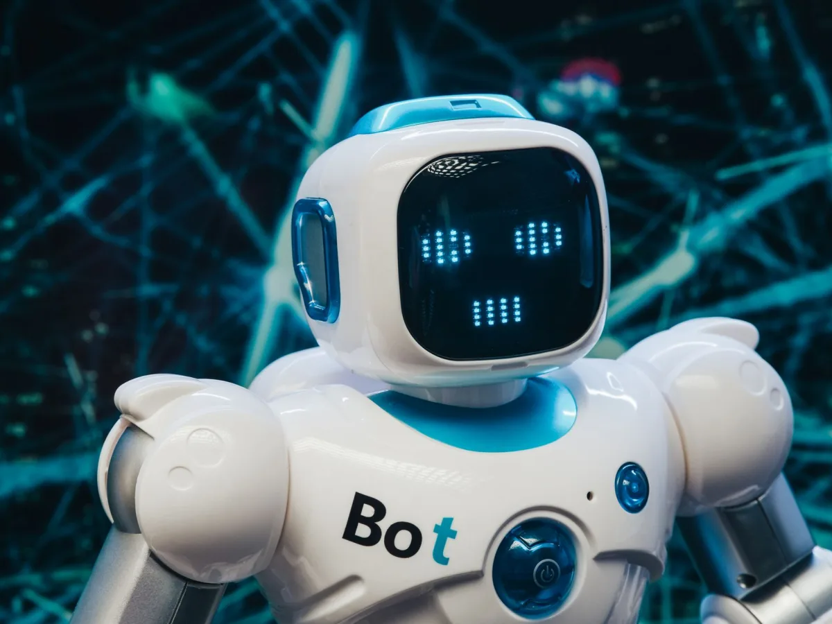 Evaluating the Cost-Benefit Analysis of AI-Powered Messaging Solutions - digital messaging strategies