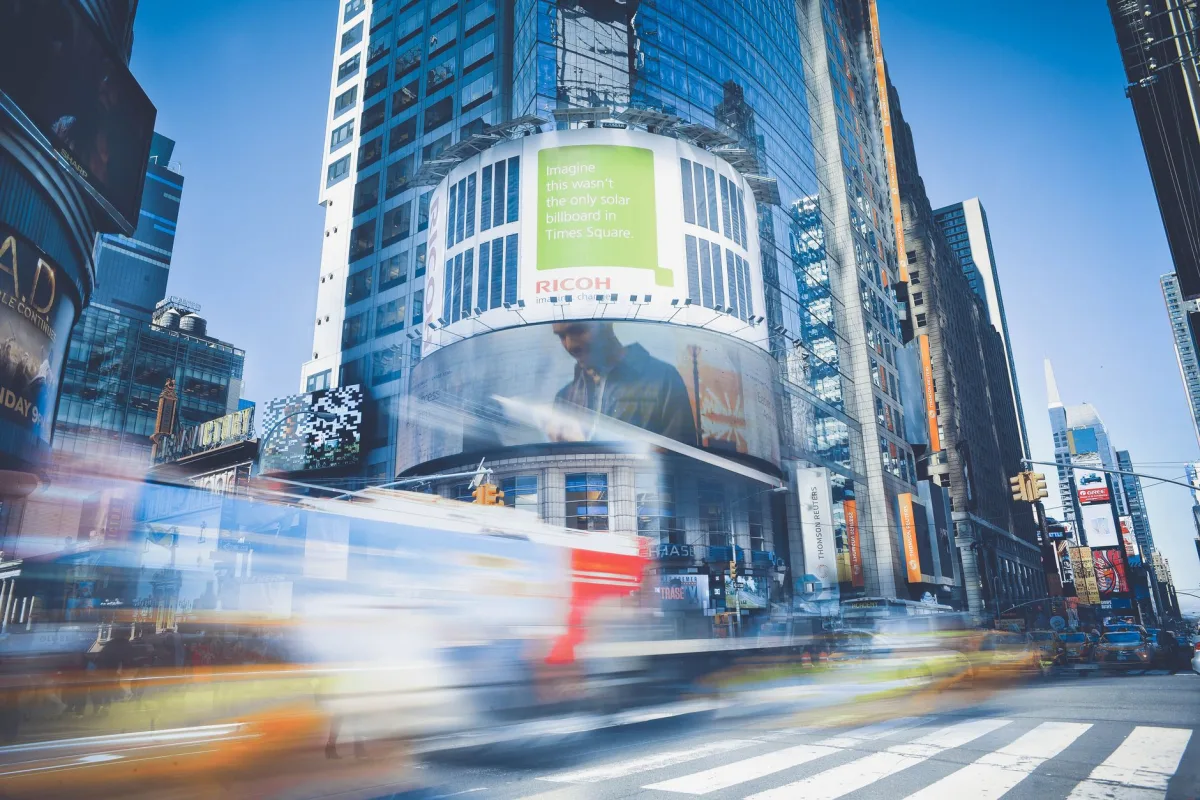 Evaluating the Cost-Benefit Ratio of Digital Transformation Through Smart Messaging Systems - digital transformation through