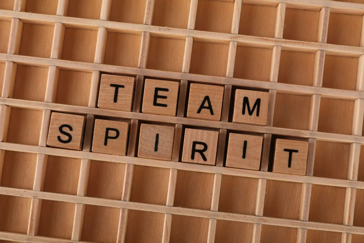 Enhancing Team Collaboration with Communication Messaging Enhancing Team Collaboration with Communication Messaging