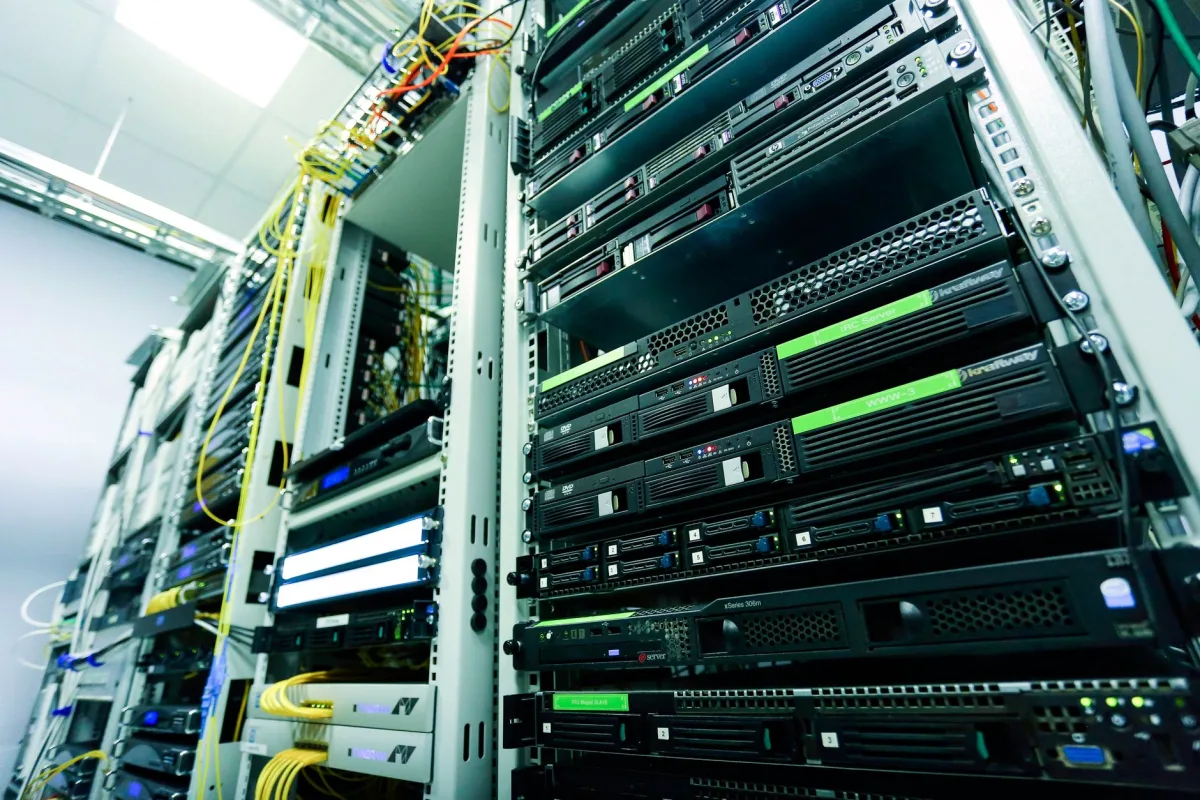 Key Functionalities of Enterprise Messaging Solutions - Enterprise Messaging Solutions
