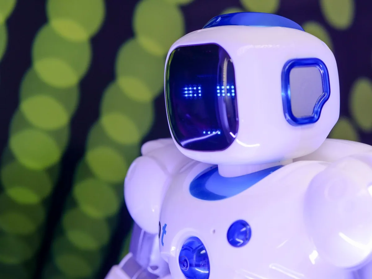 Identifying the Sources of Message Overload in Modern Communication - autonomous bots manage Identifying the Sources of Message Overload in Modern Communication - autonomous bots manage