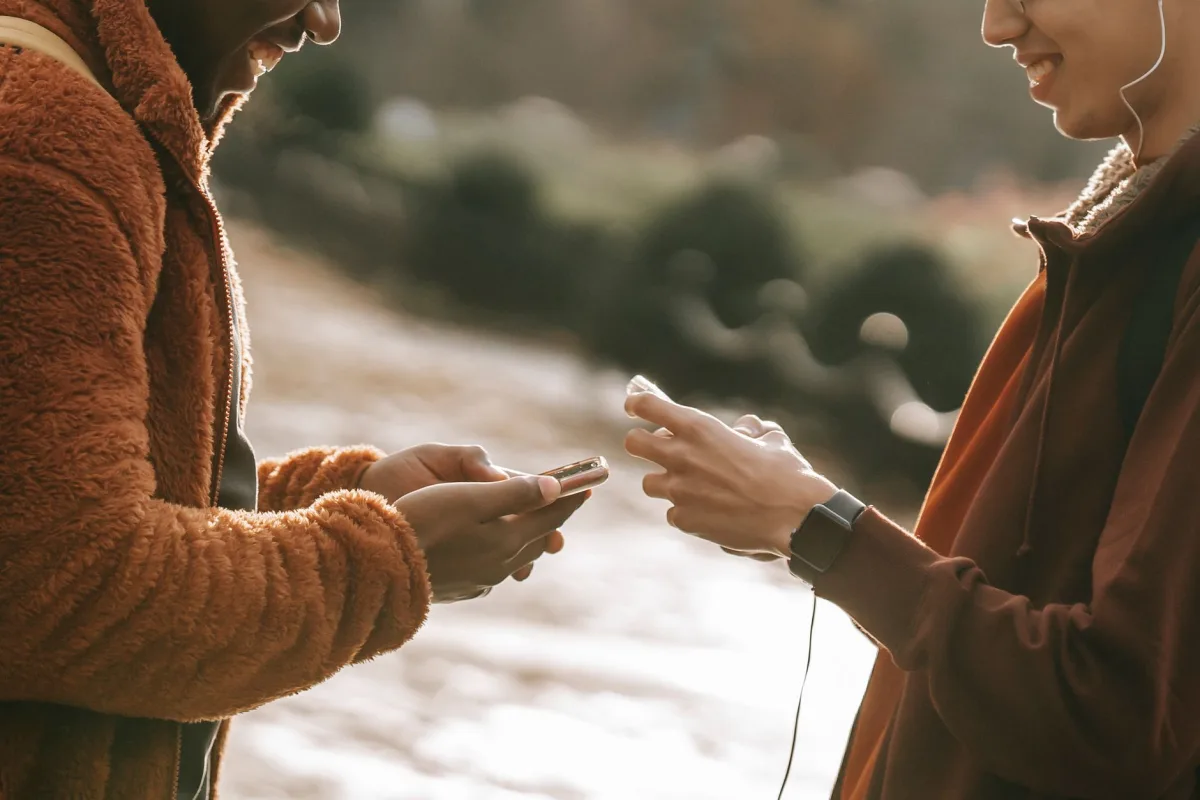 How Communication Messaging Builds Trust with Users How Communication Messaging Builds Trust with Users