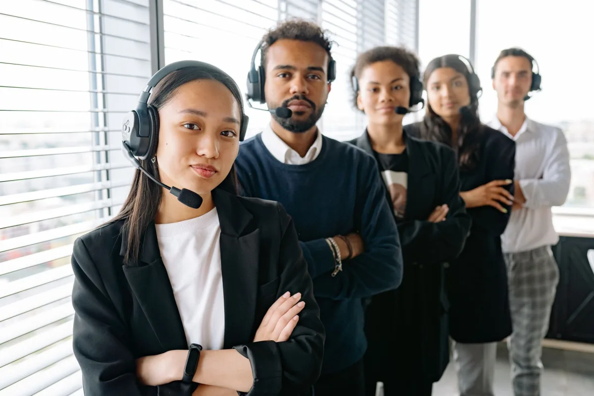 Identifying Key Stakeholders in Customer Messaging Support Initiatives - customer messaging support supports