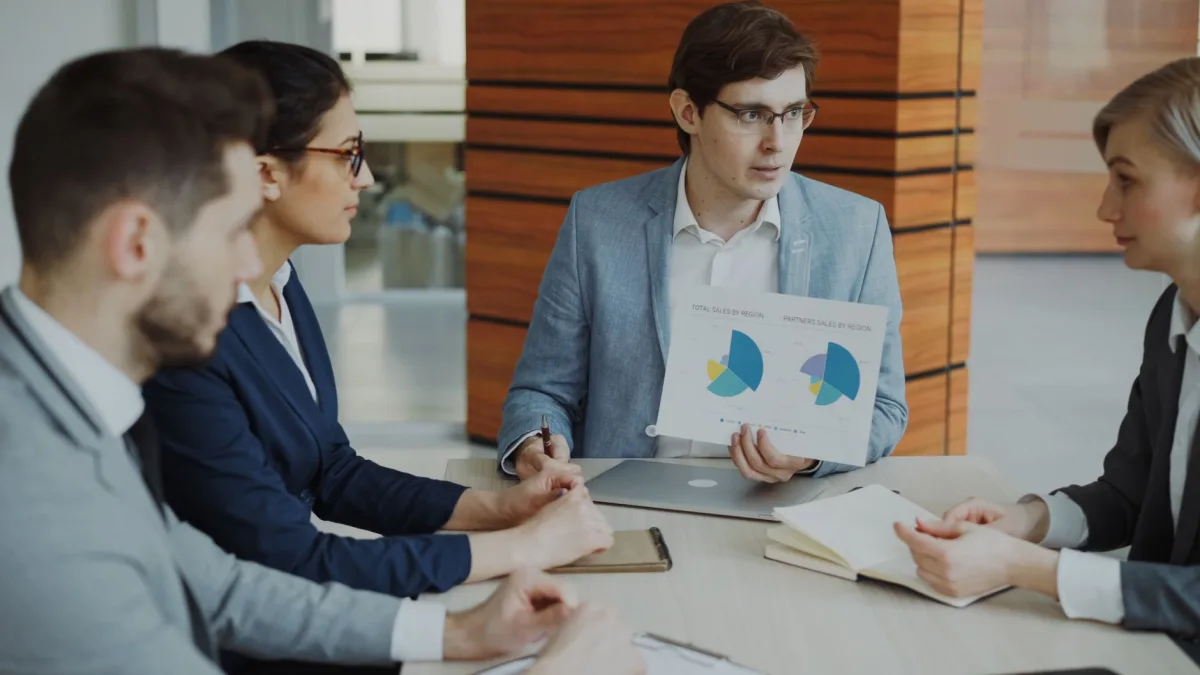 The Role of Real-Time Collaboration in Accelerating Decisions - messaging solutions enable