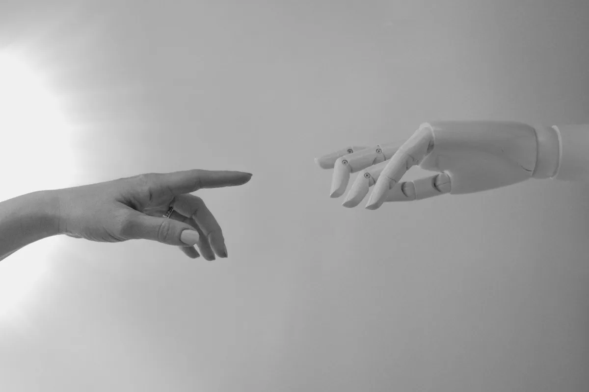 Strategies for Balancing Automation and Human Touch in Messaging - balance automation and human touch Strategies for Balancing Automation and Human Touch in Messaging - balance automation and human touch