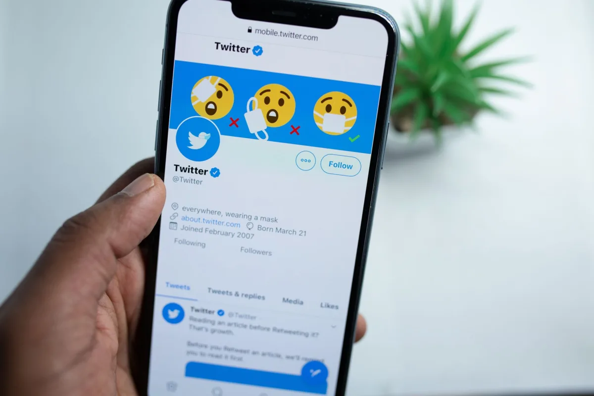 How to Use Emojis Effectively in Communication Messaging with Different Audiences - use emojis effectively How to Use Emojis Effectively in Communication Messaging with Different Audiences - use emojis effectively