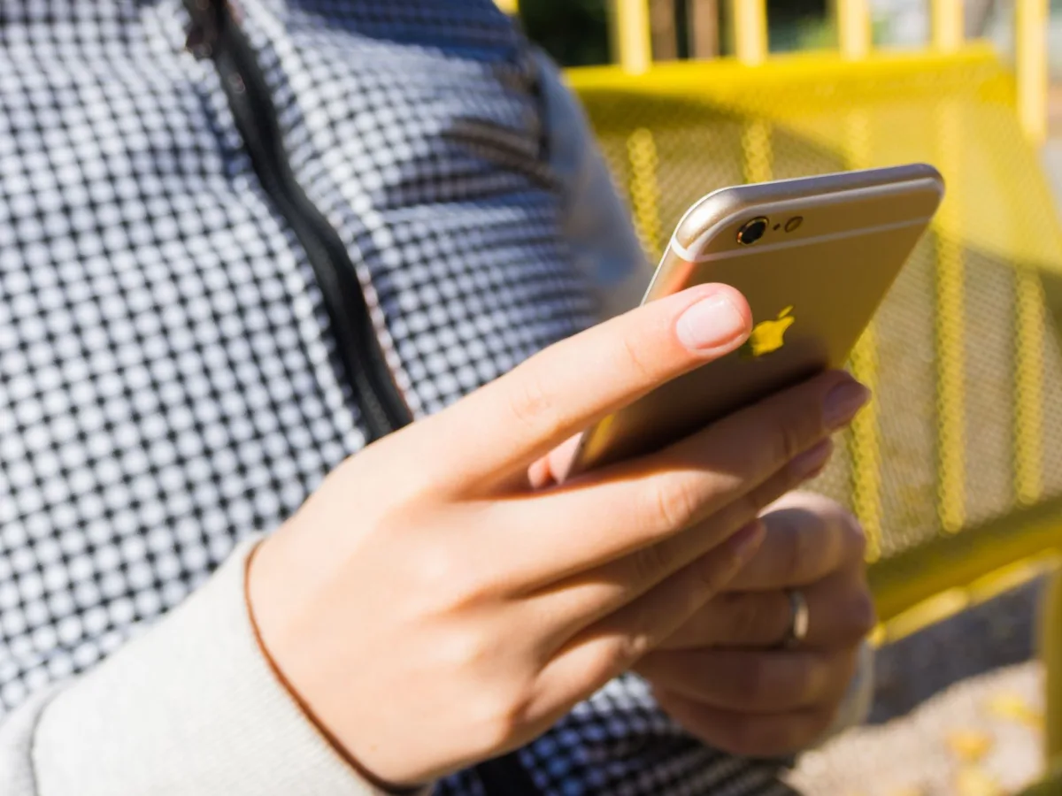 Balancing Frequency and Relevance in Notifications - creating non-intrusive notifications