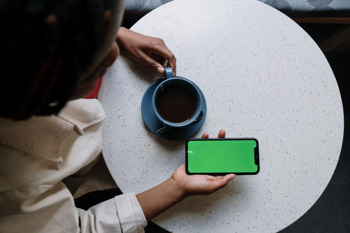 Utilizing Visual Hierarchies to Enhance Message Clarity - keeping users informed Utilizing Visual Hierarchies to Enhance Message Clarity - keeping users informed
