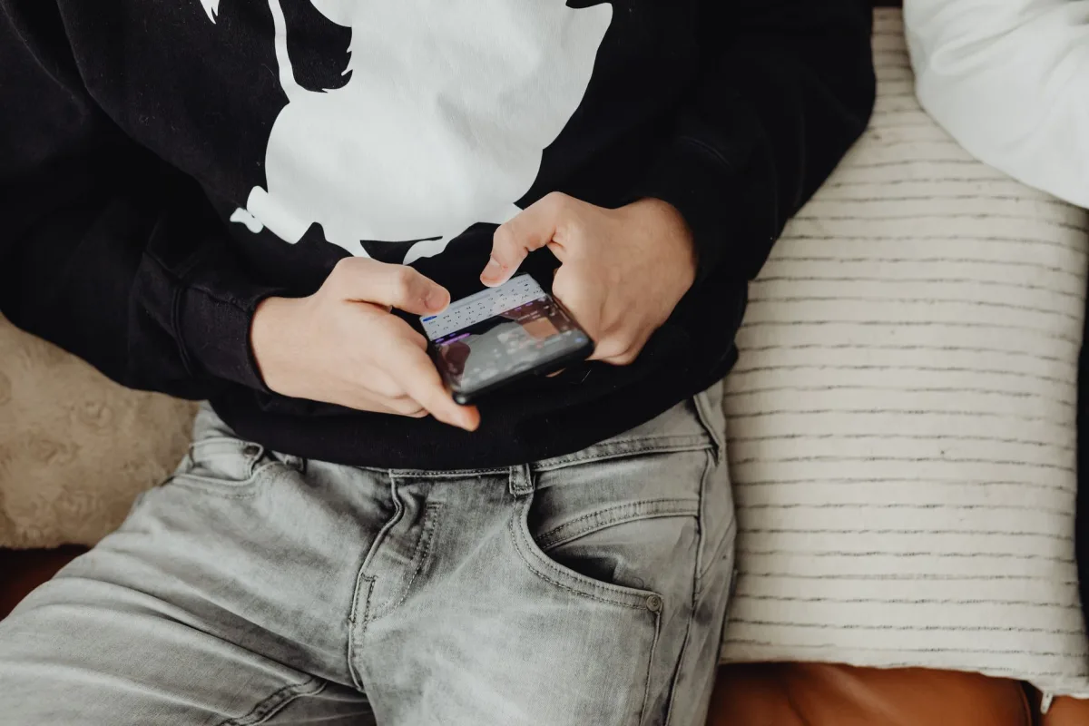 Understanding Teen Communication Styles - writing messages friendly to teens