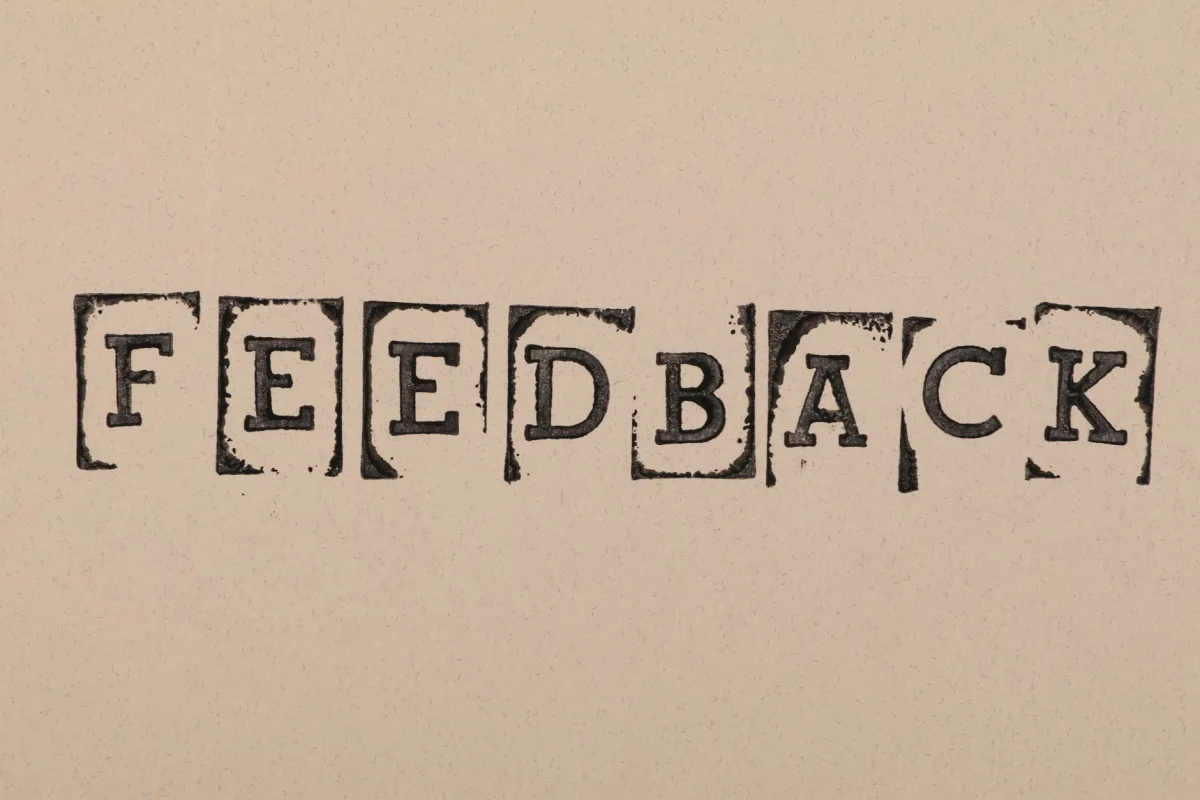 Understanding the Importance of Positive Feedback in Communication - writing positive feedback messages