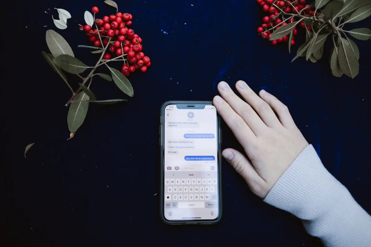Utilizing Conversational Design Principles in Chatbot Messaging - message tips to enhance