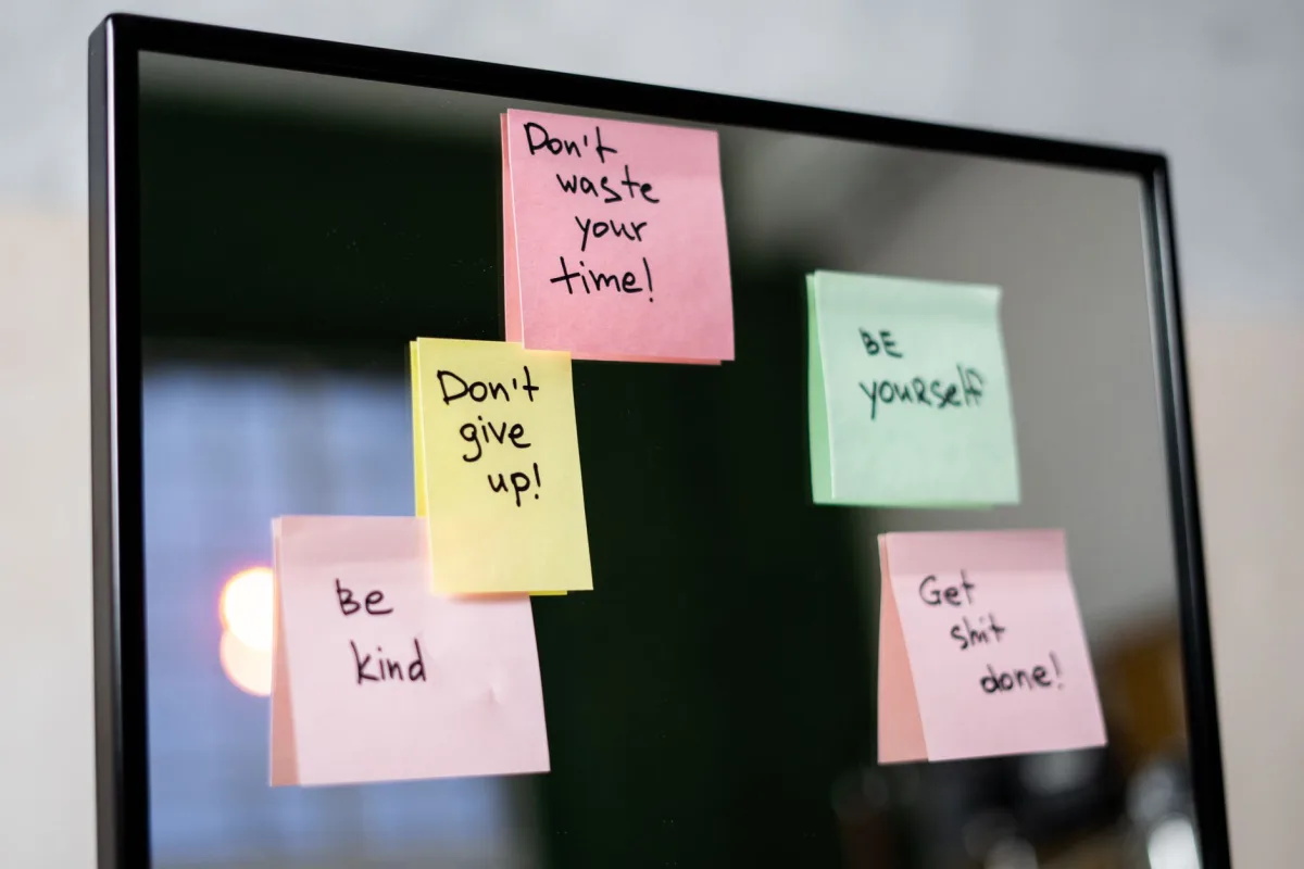Identifying Key Communication Barriers in Internal Messaging - improve internal team messaging