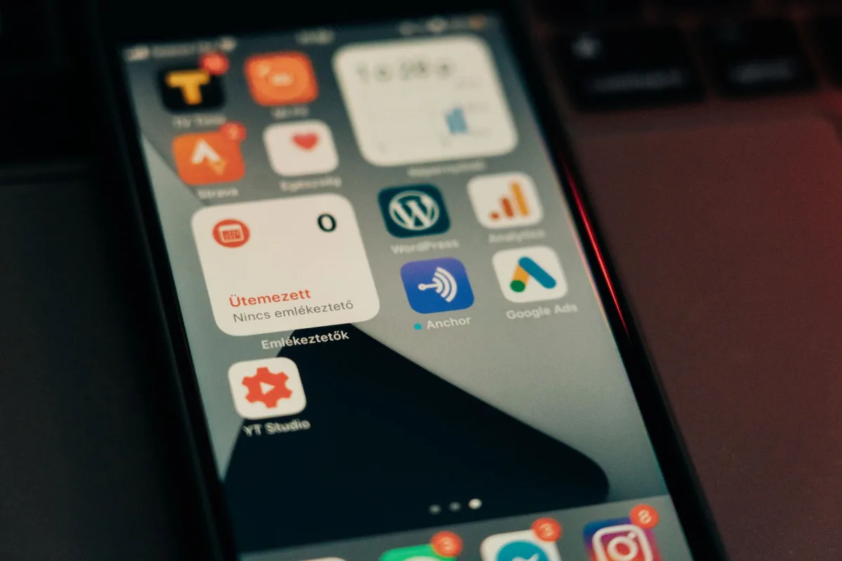 Identifying Key User Segments for Targeted Notifications - message tips to optimize