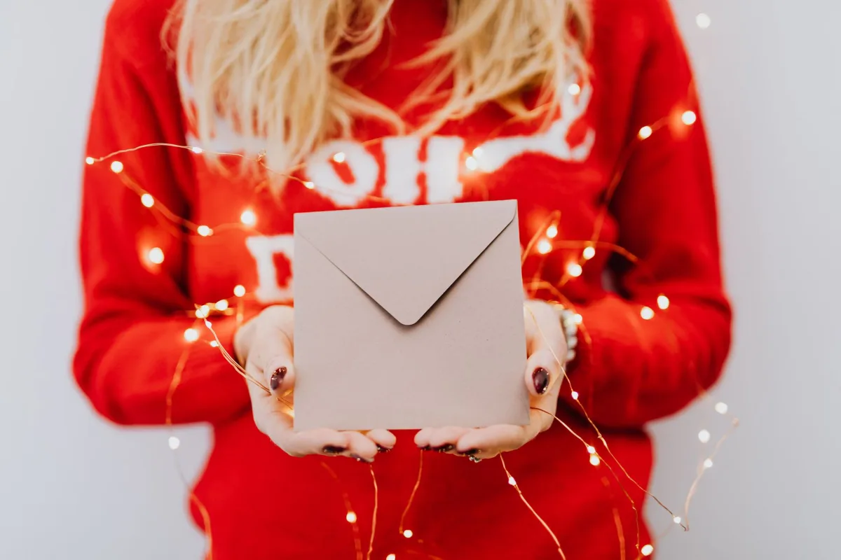 Integrating Multi-Channel Approaches for Holiday Campaigns - messaging best practices