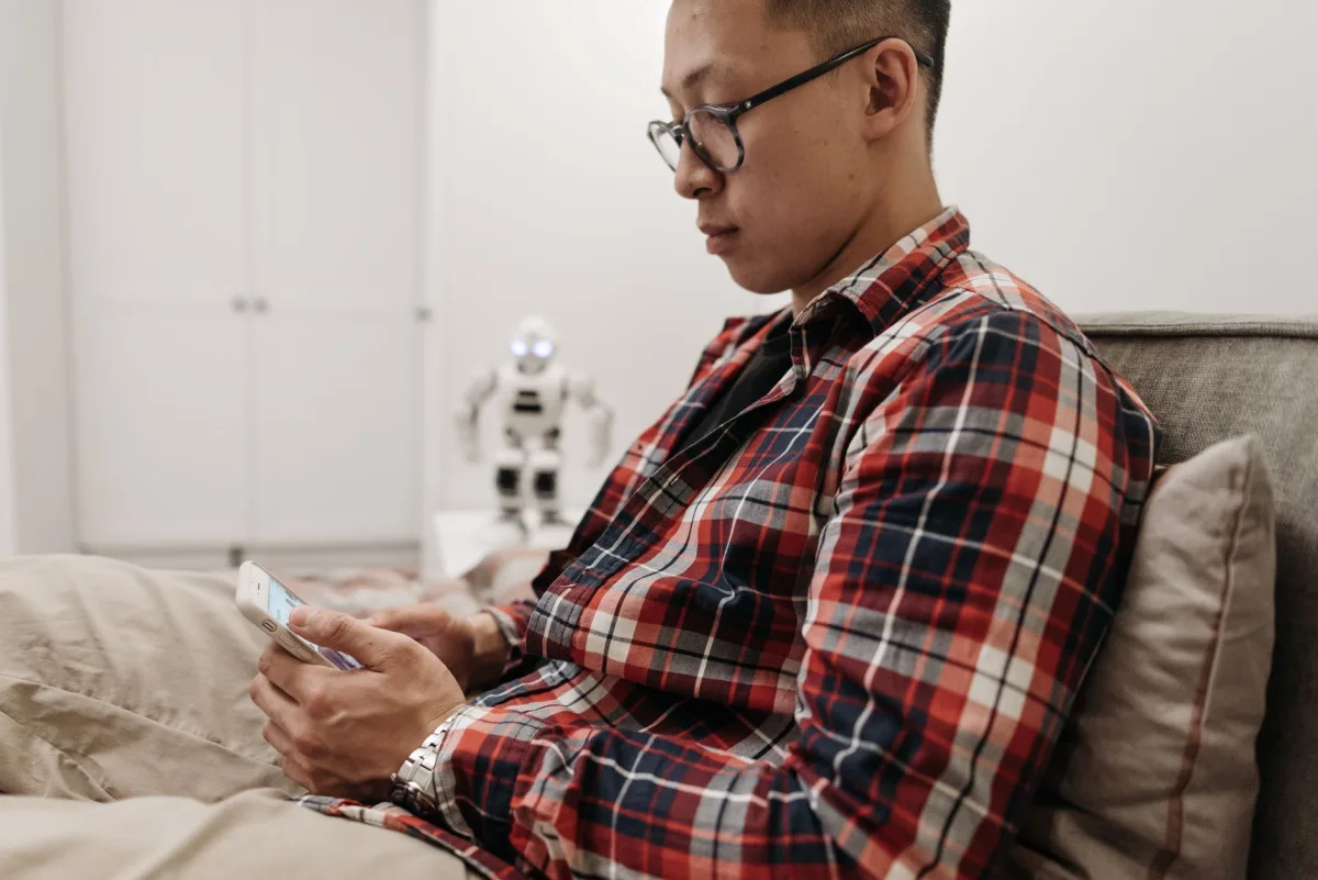Balancing Automation and Human Touch in Customer Interactions - messaging best practices Balancing Automation and Human Touch in Customer Interactions - messaging best practices