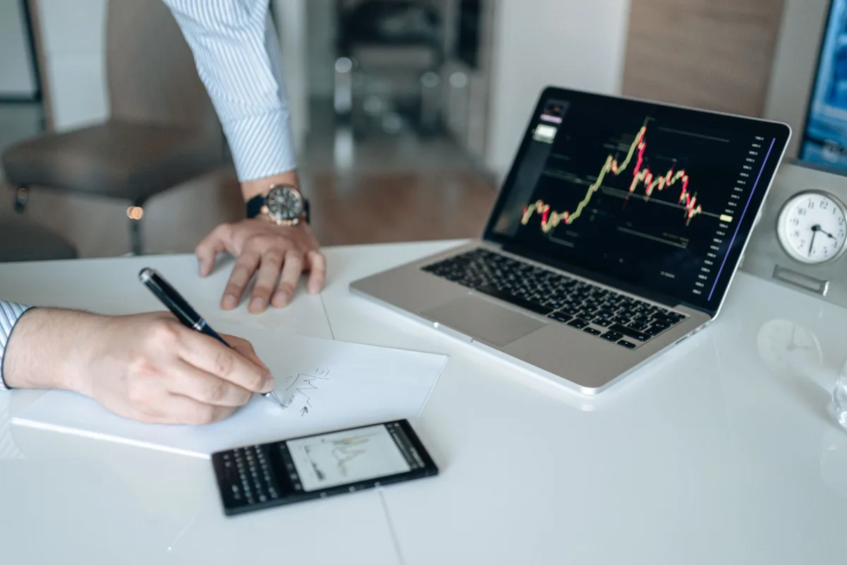 Optimizing Message Delivery Timing for Real-Time Engagement - messaging best practices Optimizing Message Delivery Timing for Real-Time Engagement - messaging best practices