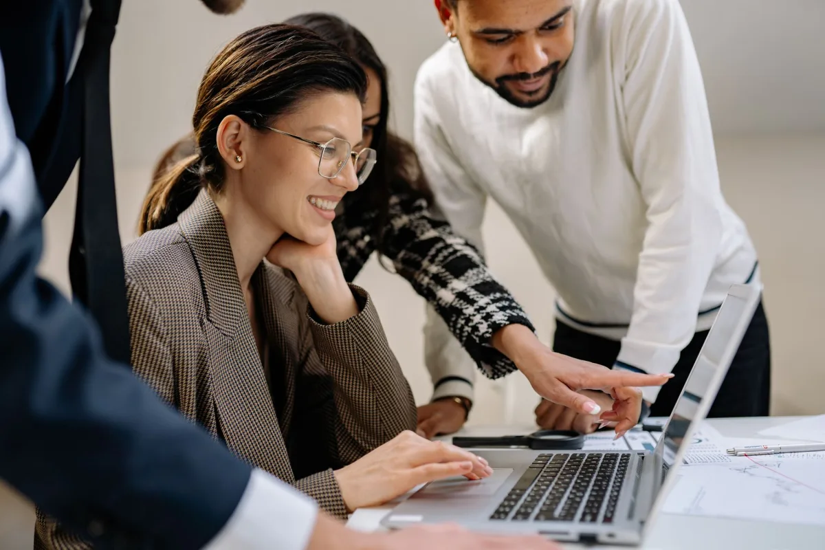 Challenges in Achieving Real-Time Collaboration Through Messaging Solutions - messaging solutions that support