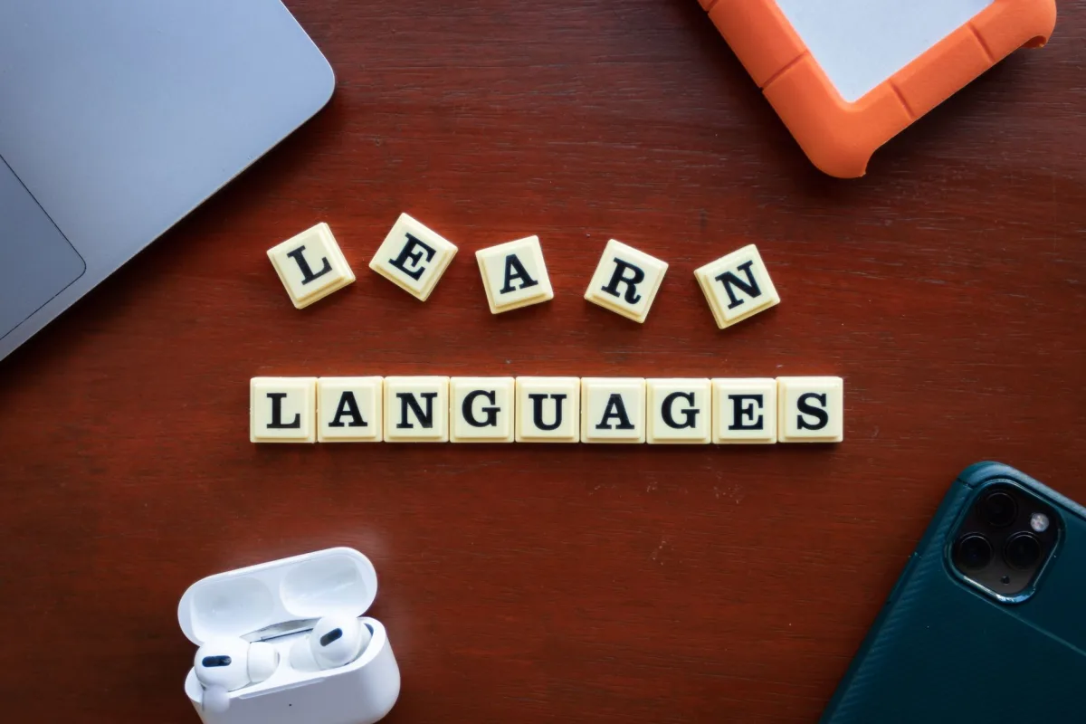 Real-World Applications of Multilingual Messaging in Global Business - multilingual messaging