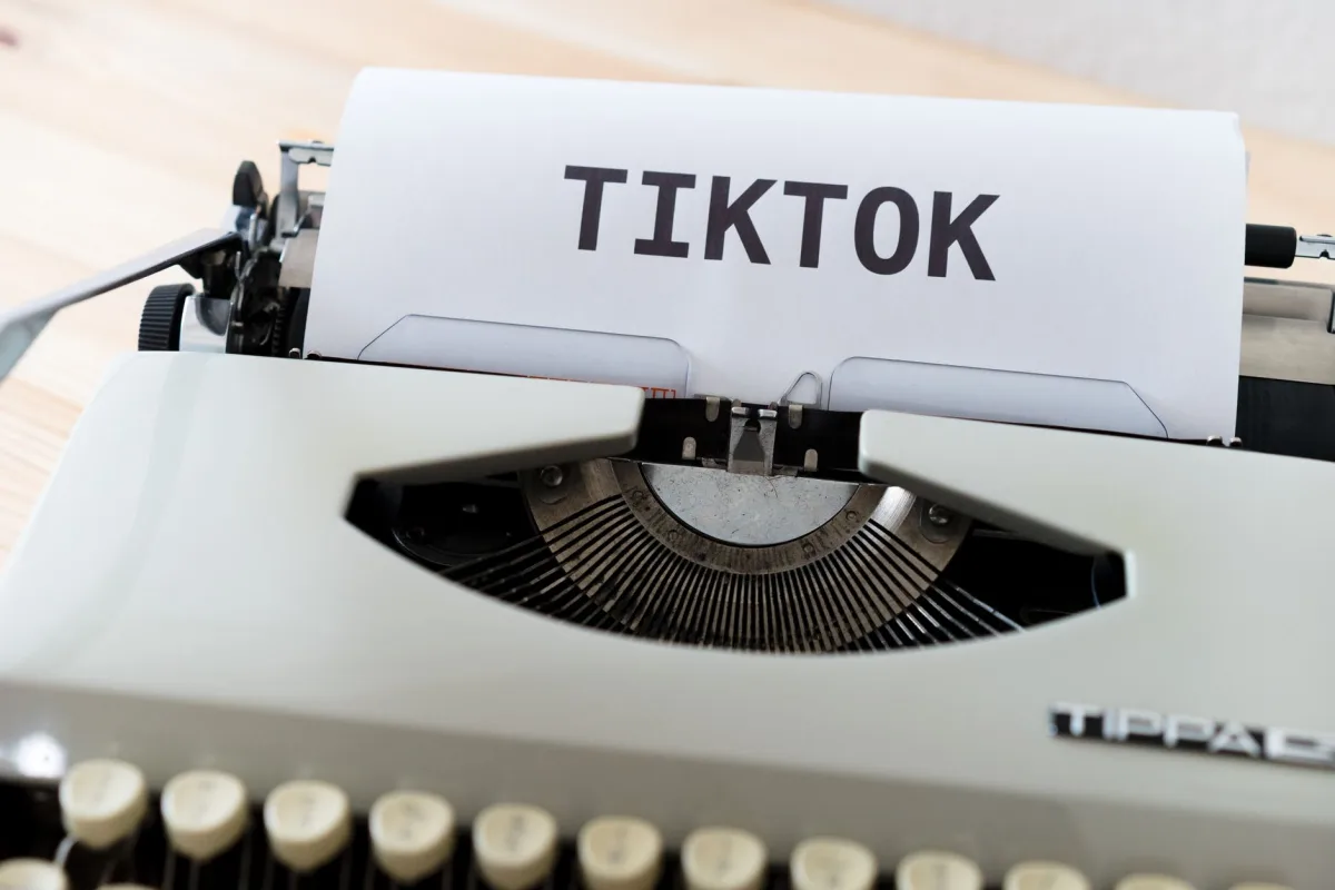 Real-Time Translation in Global Messaging Platforms: Key Features to Consider - real-time translation in global