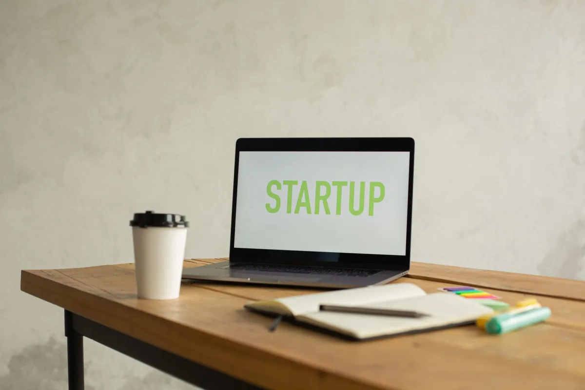 Smart Messaging Systems for Startups Smart Messaging Systems for Startups