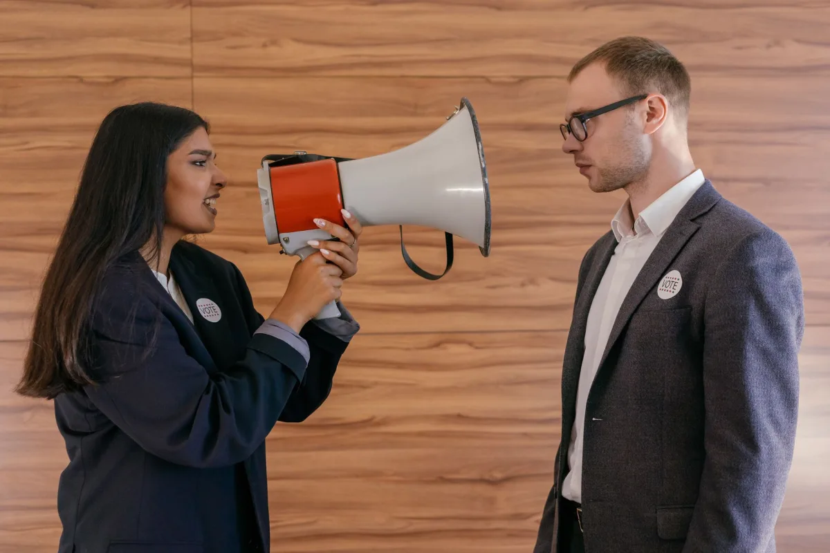 Utilizing Social Proof to Enhance Persuasive Communication Messaging - persuasive communication messaging Utilizing Social Proof to Enhance Persuasive Communication Messaging - persuasive communication messaging