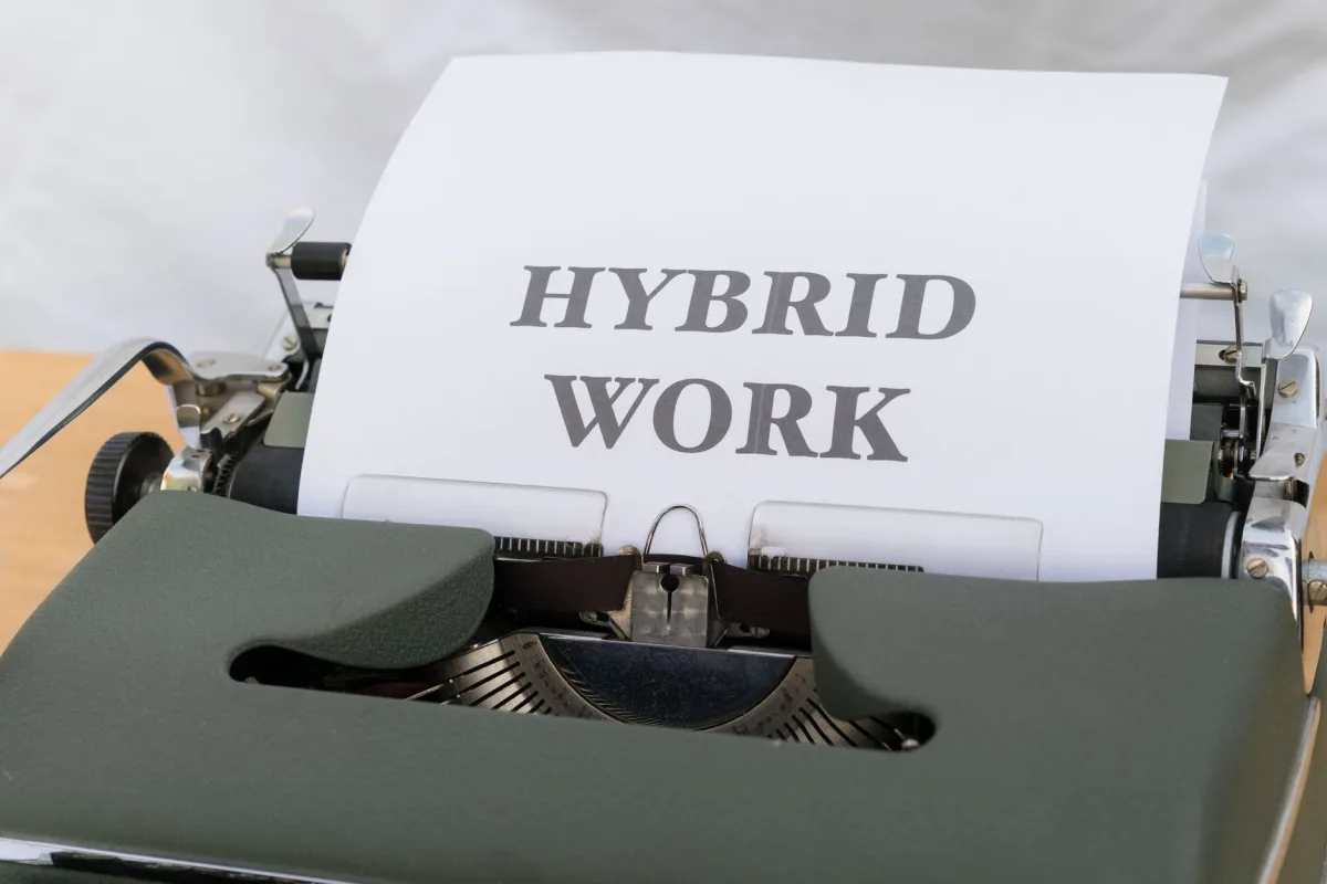 The Shift from Traditional to Digital Communication Messaging - communication messaging in the workplace The Shift from Traditional to Digital Communication Messaging - communication messaging in the workplace
