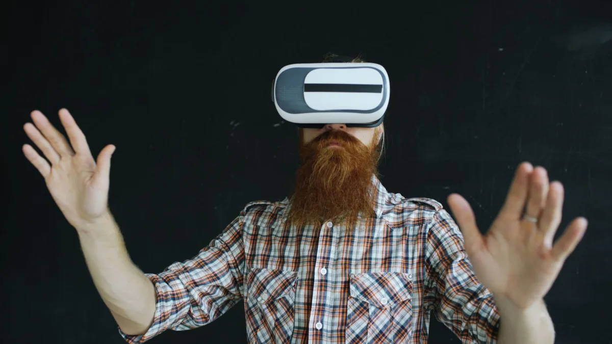 Integrating Augmented Reality with Message Technology: A New Frontier - the future of message technology