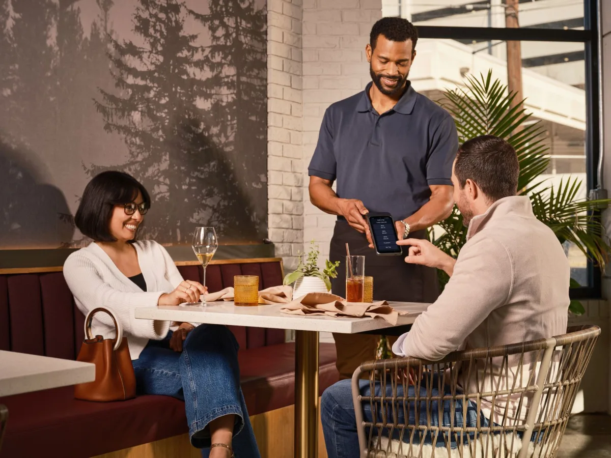 Casual dining with a digital payment system, enhancing guest experience and modern restaurant management. Casual dining with a digital payment system, enhancing guest experience and modern restaurant management.
