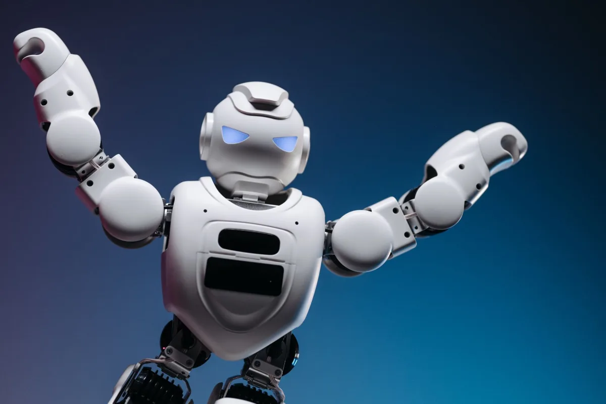 Identifying Common Challenges in Automated Support Messaging - role of machine learning Identifying Common Challenges in Automated Support Messaging - role of machine learning