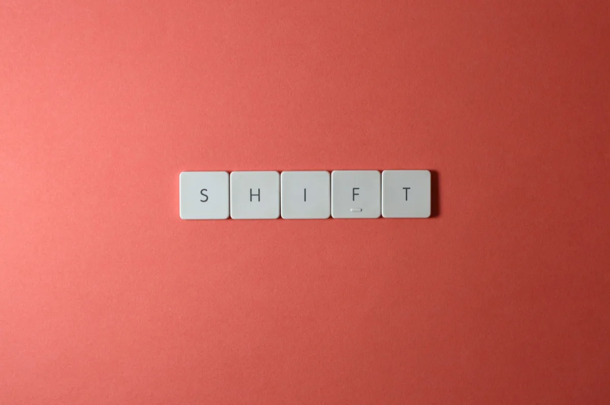 Challenges of Manual Replies in Modern Communication - shift from manual replies