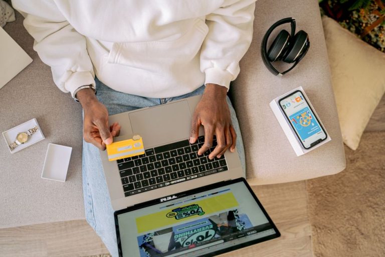 The Ultimate Guide to Omnichannel Messaging Software with WhatsApp Integration
