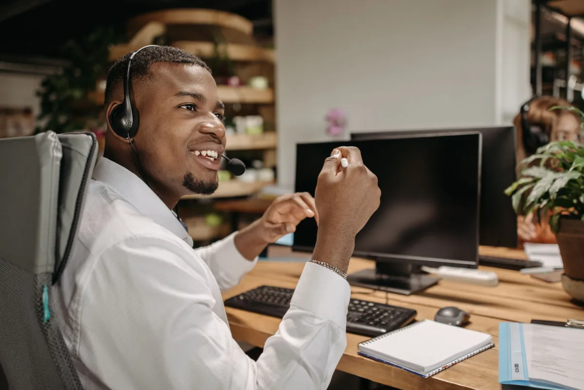 Evaluating the Cost-Benefit Analysis of Automation in Customer Messaging Support - using automation in customer Evaluating the Cost-Benefit Analysis of Automation in Customer Messaging Support - using automation in customer