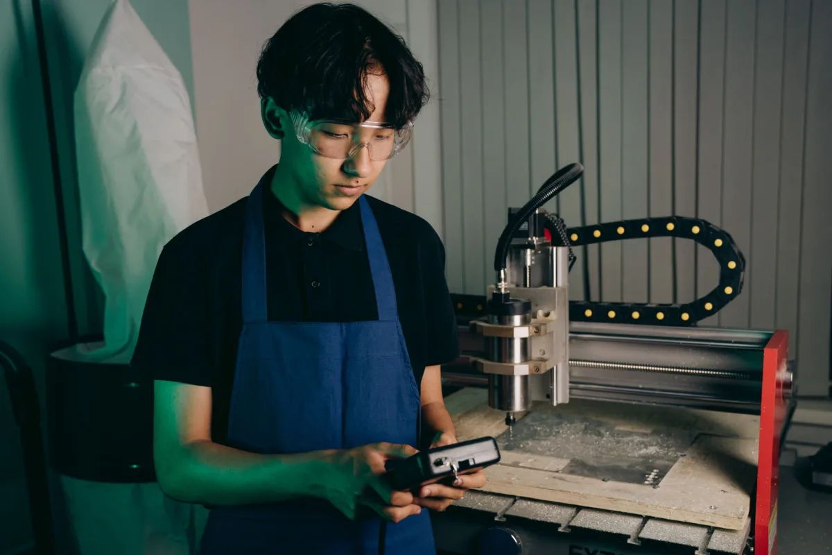 Using Templates Without Sounding Robotic Using Templates Without Sounding Robotic